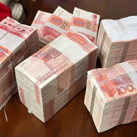 深圳要账公司成功调解50余名农民工成功拿到被拖欠的30余万元工资